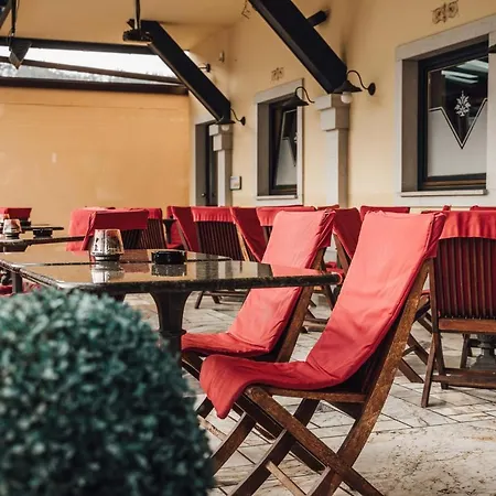 Lagoja فندق مبيت وإفطار