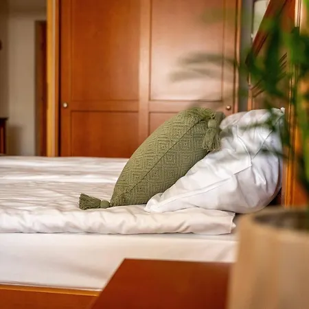 فندق مبيت وإفطار Lagoja 3*