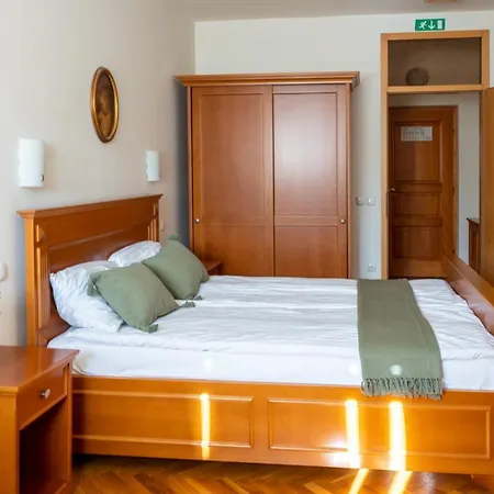 Bed & Breakfast Lagoja 3*