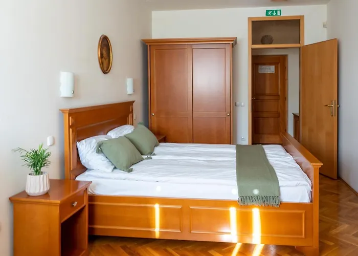 فندق مبيت وإفطار Lagoja 3*